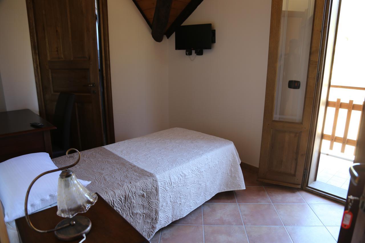 Agriturismo Pirara Sant'Angelo  Exteriér fotografie